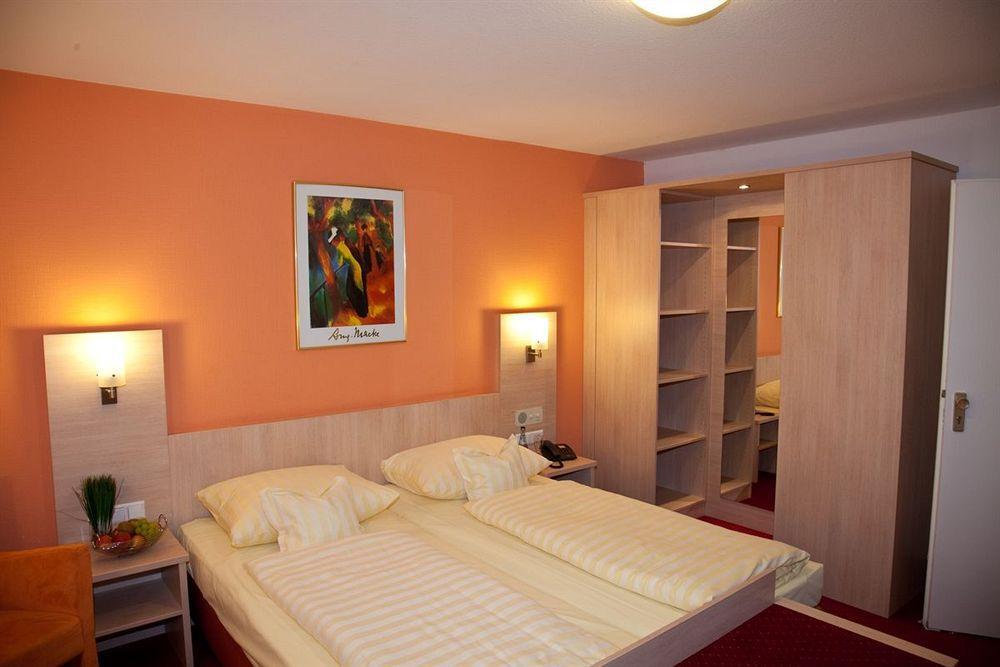 Best Western Hotel Favorit Лудвигсбург Екстериор снимка