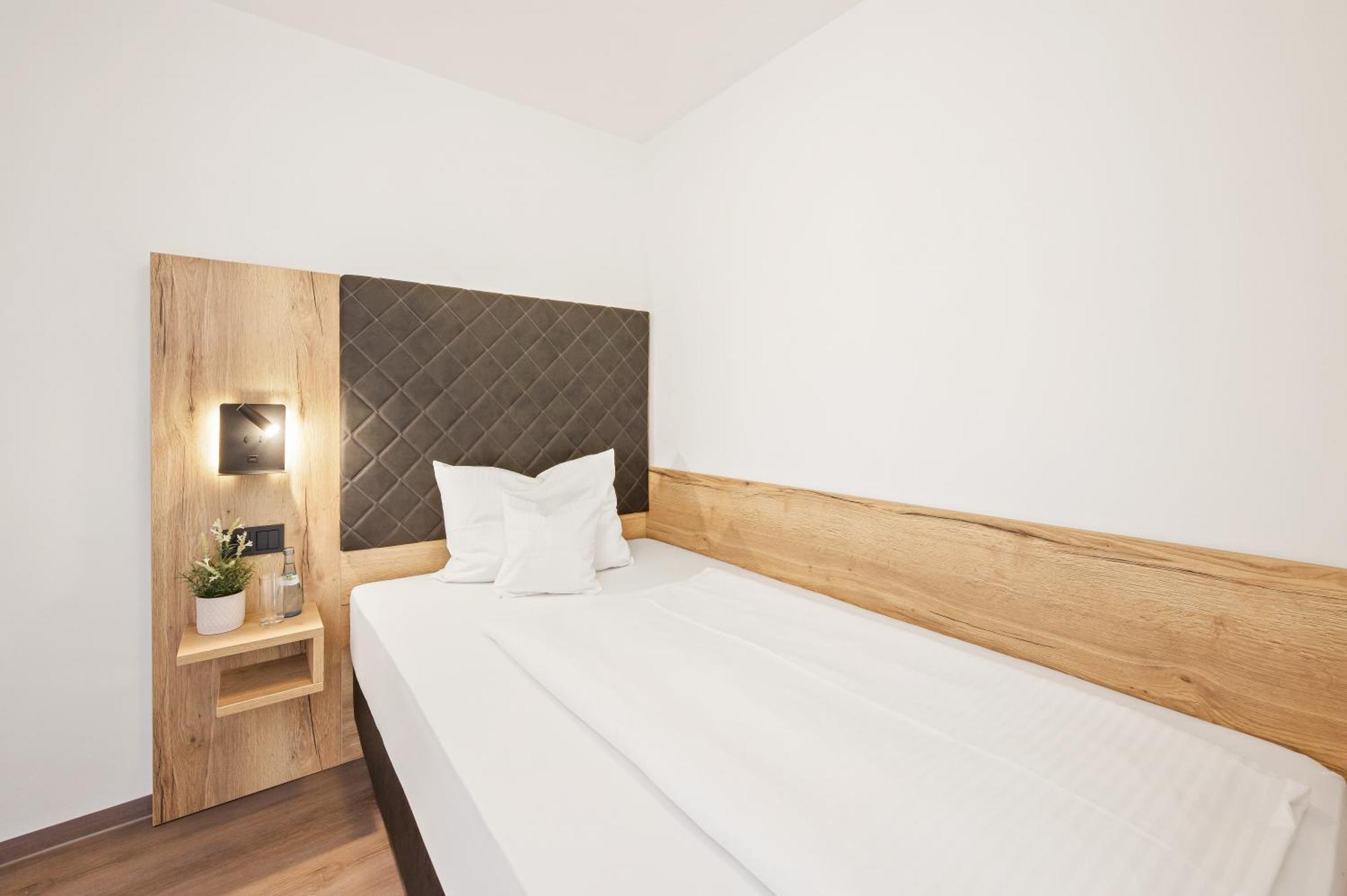 Best Western Hotel Favorit Лудвигсбург Екстериор снимка