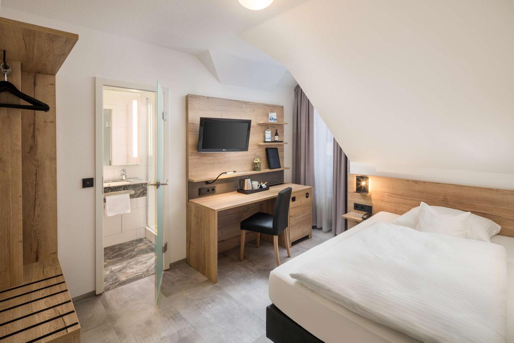 Best Western Hotel Favorit Лудвигсбург Екстериор снимка
