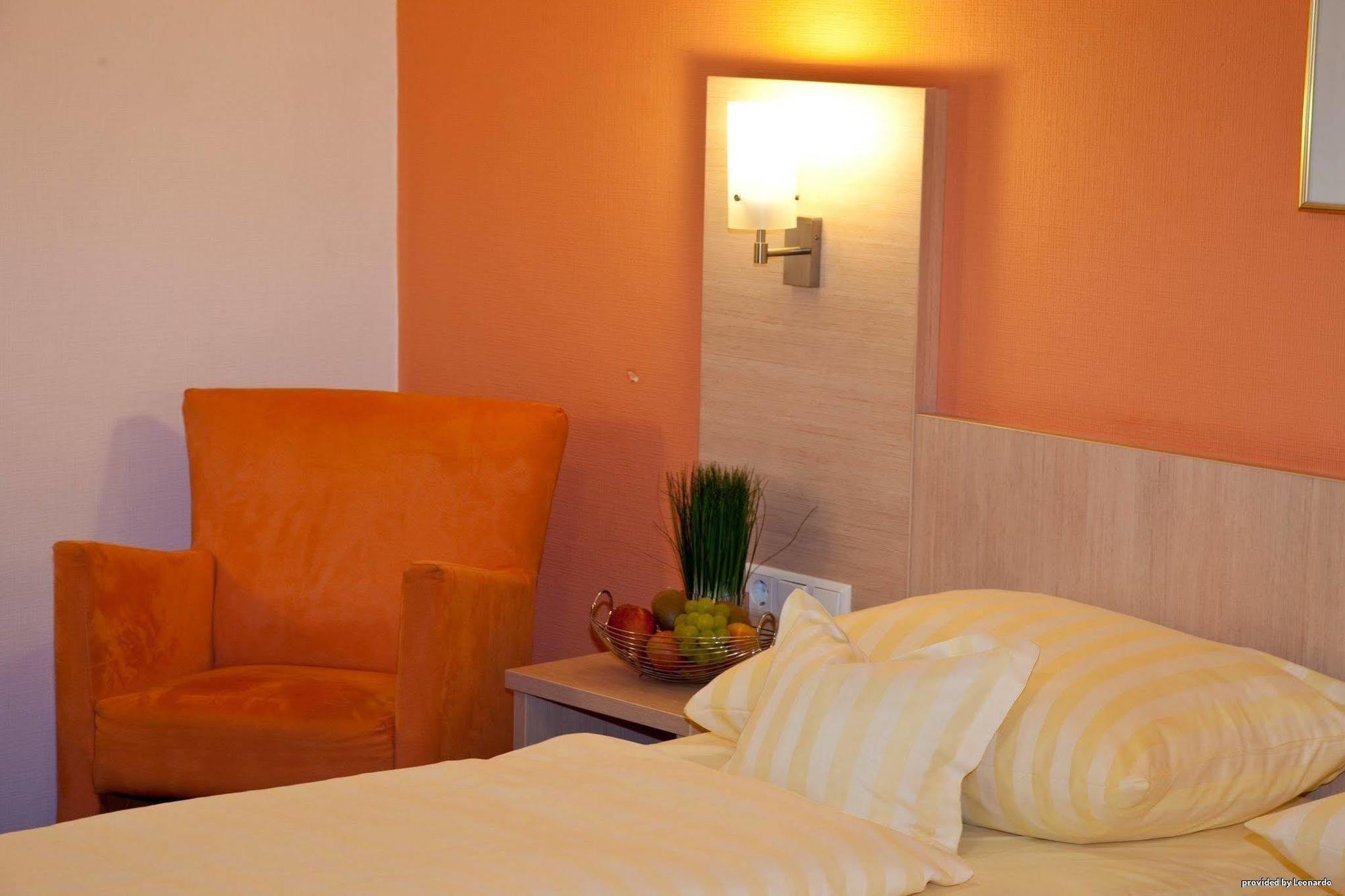 Best Western Hotel Favorit Лудвигсбург Стая снимка